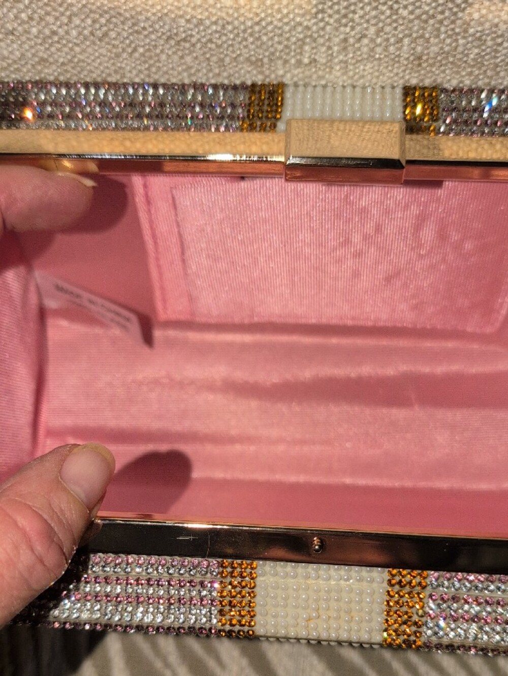 Crystal-Embellished Pink Money Clutch Bag - Picture 10 of 14